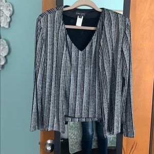 Gorgeous tank style top w jacket